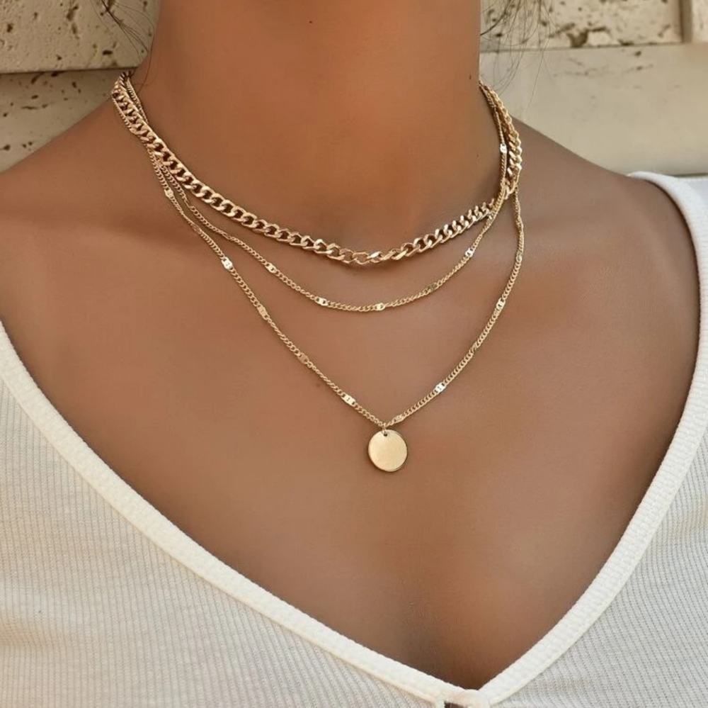 LILLIAN DISC PENDANT CHAIN LAYERED NECKLACE